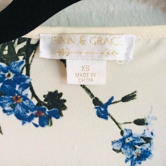 Finn & Grace ruffle cream sheer flowery floaty blouse fairycore cottagecore XS - Picture 2 of 3